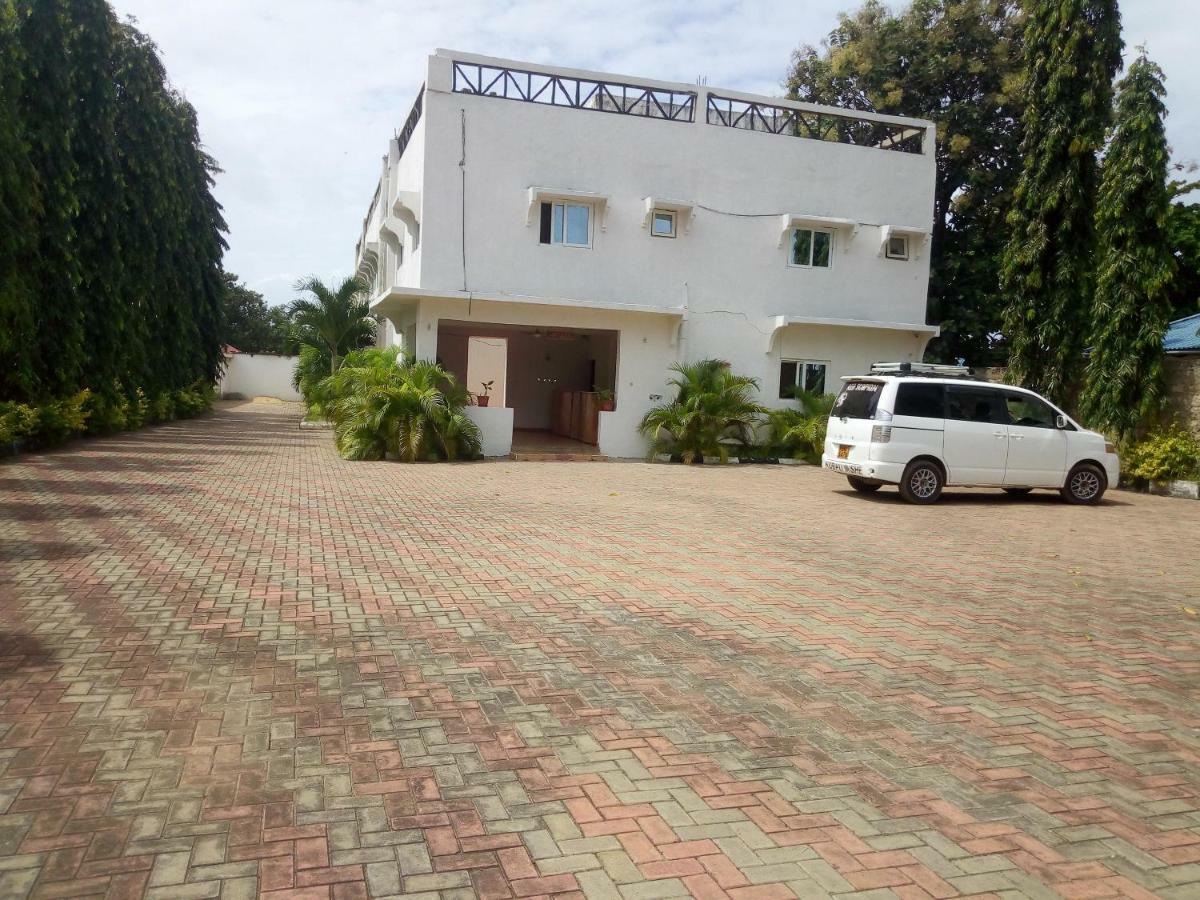 ماليندي Prestige Holiday Resort المظهر الخارجي الصورة